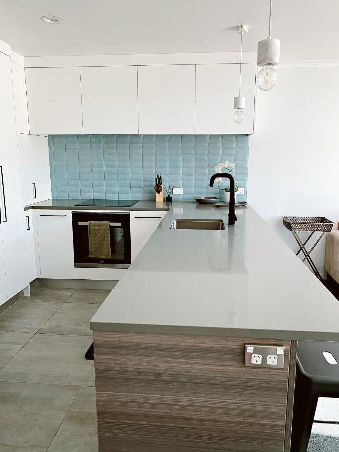 Sea Breeze 3 bedroom Apartment Mount Maunganui Buitenkant foto